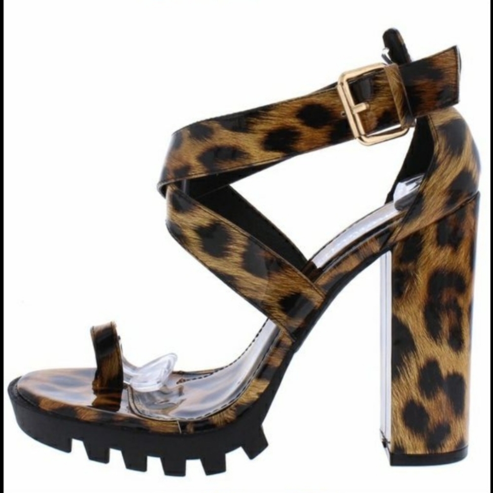 Leoard print chunky sandals heels